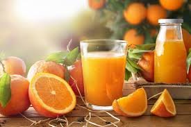 images-9-1 8 Benefits  of  drinking fresh orange juice for skin